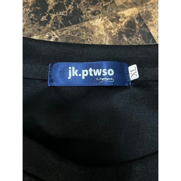 Jk. ptwso cropped black t-shirt with unique design - Picture 2 of 8